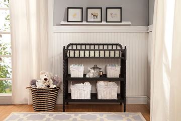 Picture of DaVinci Jenny Lind Changing Table