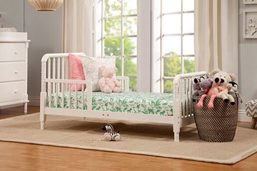 Picture of DaVinci Jenny Lind Toddler Bed
