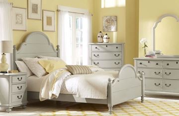Picture of Legacy Kids Inspirations Complete Low Poster Bed, Queen 5/0